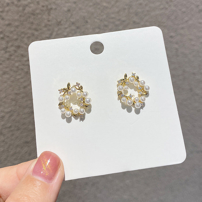 Wholesale Vintage pearl garland earrings without ear holes, elegant earrings, studs