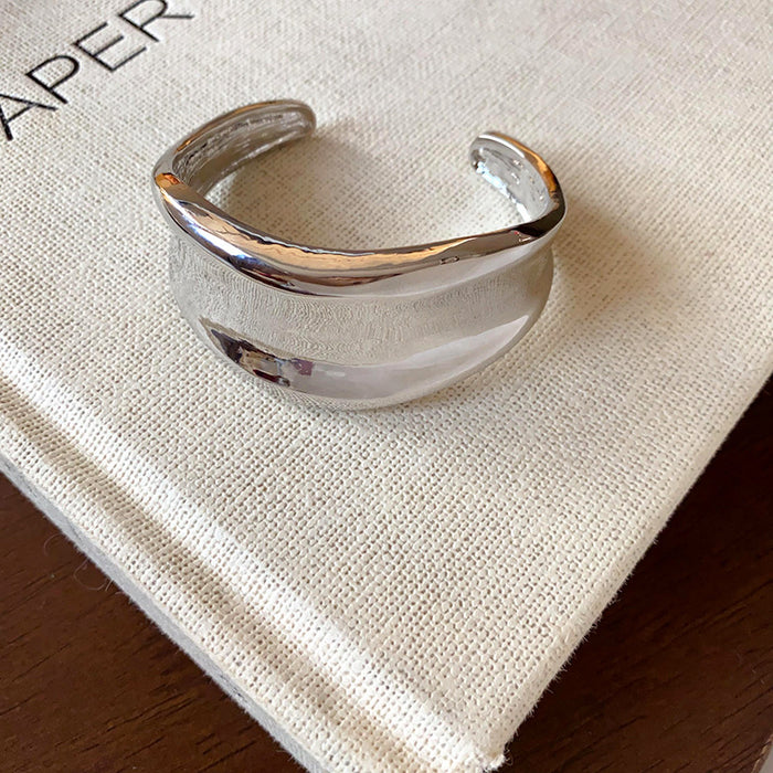 Wholesale Metal bracelet temperament light luxury high sense bracelet niche personality exaggerated jewelry women