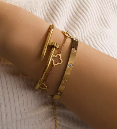 Wholesale Gold Titanium Steel Bangle Set 3 Piece Clover Studded Jewelry For Women Fashion Accessory Gift