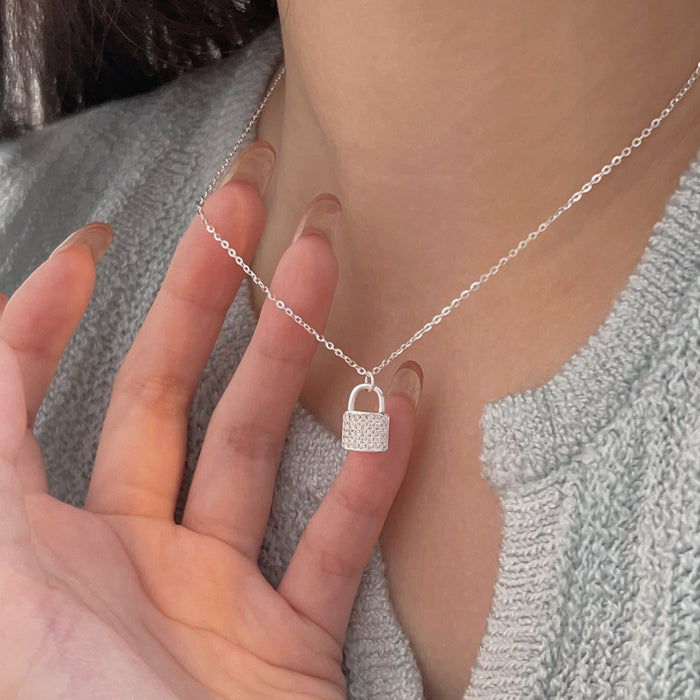 Wholesale Sparkling Diamond Lock Necklace