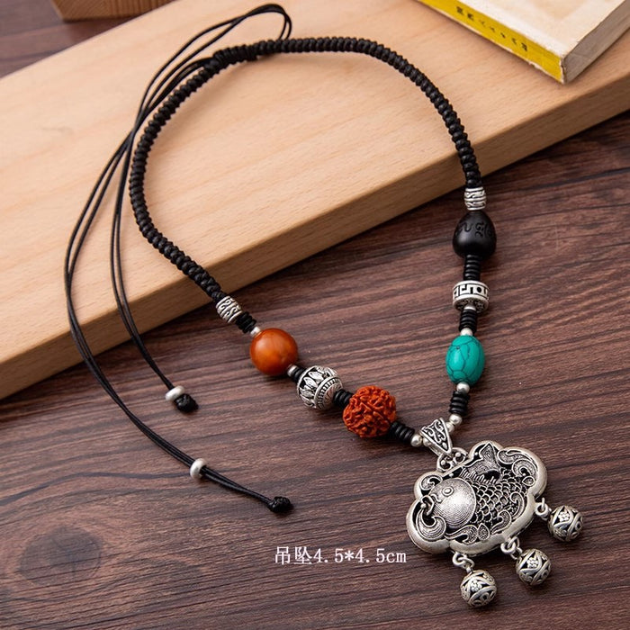 Wholesale Women's choker necklace Cotton and Linen Accessories Pendant