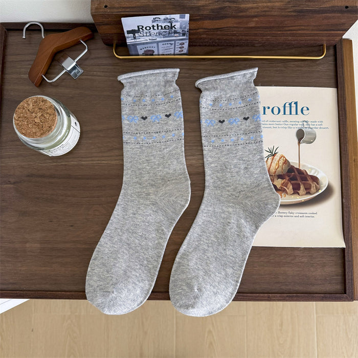 Wholesale Sweet mid tube socks, cute pile socks for wearing on the outside