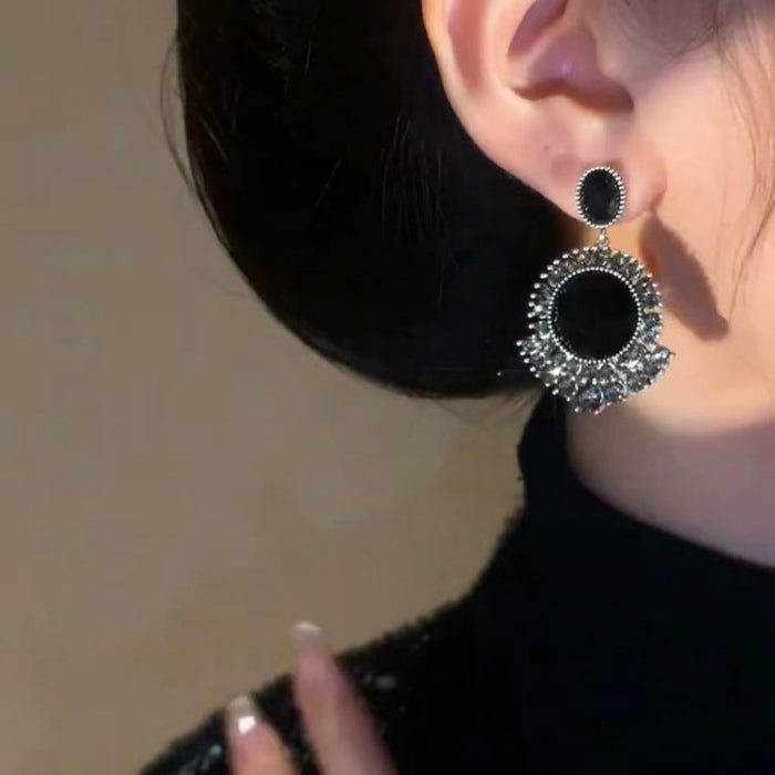 Wholesale High end temperament, fashionable earrings, exquisite and versatile design sense