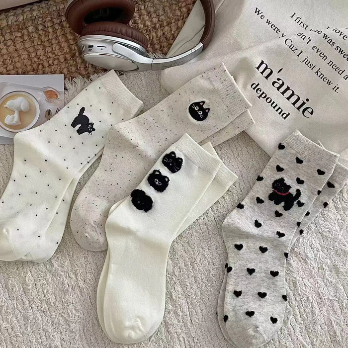 Wholesale Socks cartoon plush cute colorful dotted mid tube socks