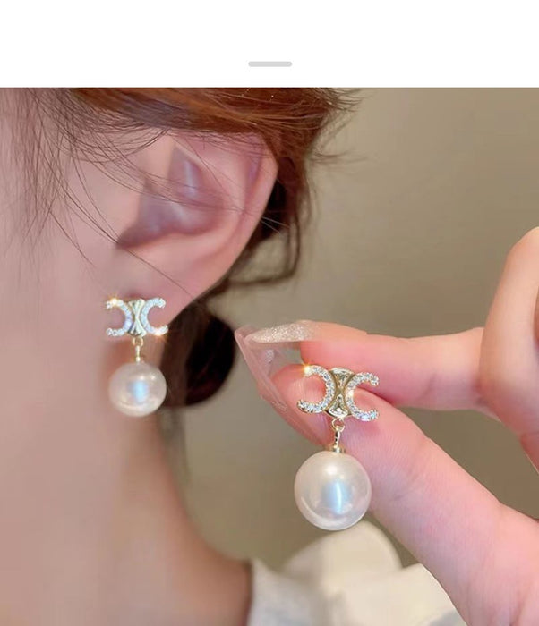 Wholesale Letter Diamond Pearl Earrings JDC-ES-YuHang011
