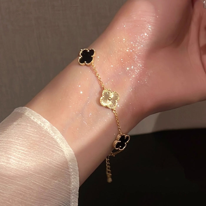 Wholesale Black gold clover bracelet flash diamond bracelet