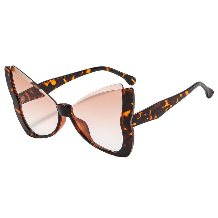 Wholesale Fashionable square new sunglasses, trendy large frame personalized street photography glasses