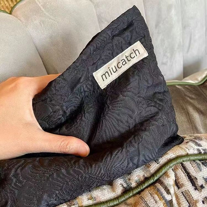 Wholesale Large capacity high-end makeup bag, simple storage bag