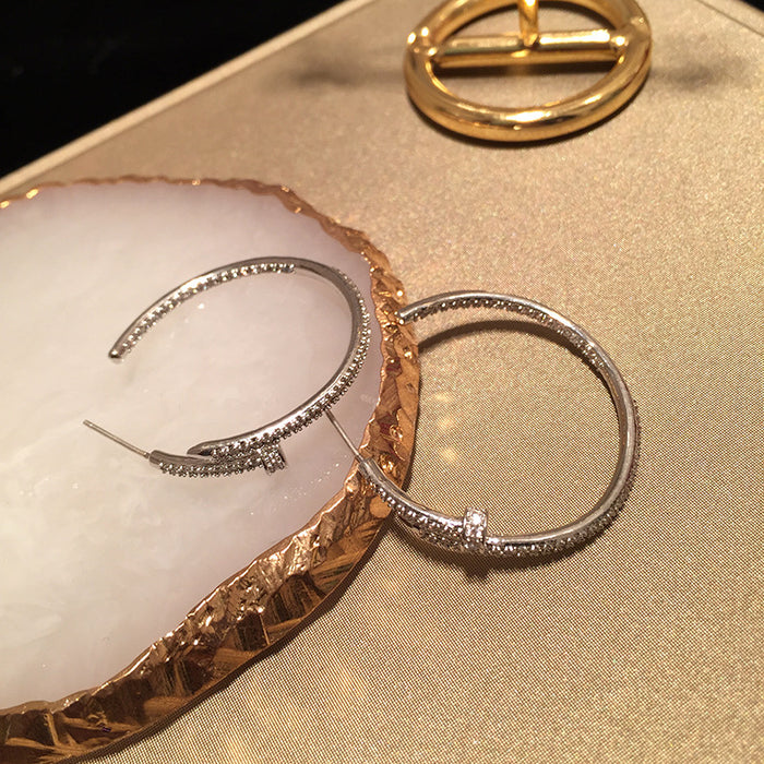 Wholesale Earrings with personality, fashion, simplicity, earrings, zircon rhinestone earrings, silver needle earrings