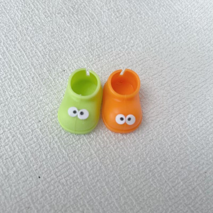 Wholesale Cute and playful hand-painted colorful shoes with small eyes