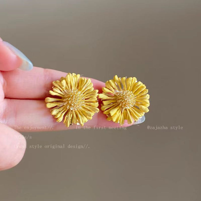 Wholesale Sun Flower Earrings - New Exaggerated Ear Accessories