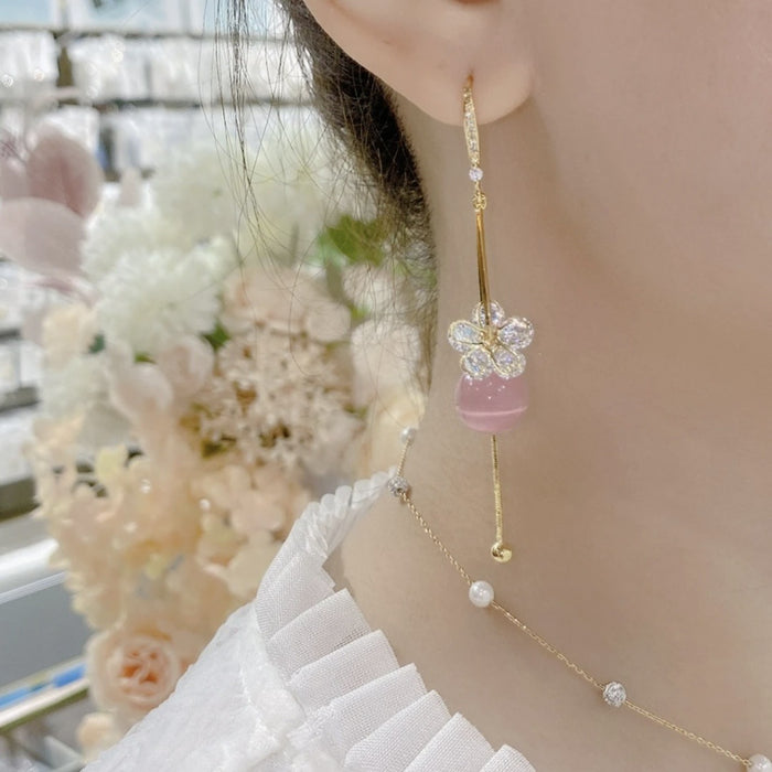 Wholesale Light luxury zircon five petal flower earrings, exquisite earrings, fashionable temperament, long style