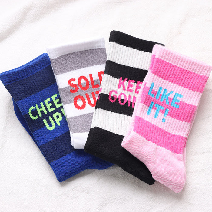Wholesale Medium striped letter socks Skateboarding long socks Sports socks Neutral