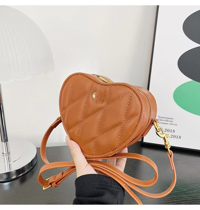 Wholesale love bag shoulder bag rhombus embroidered red envelope bag women's