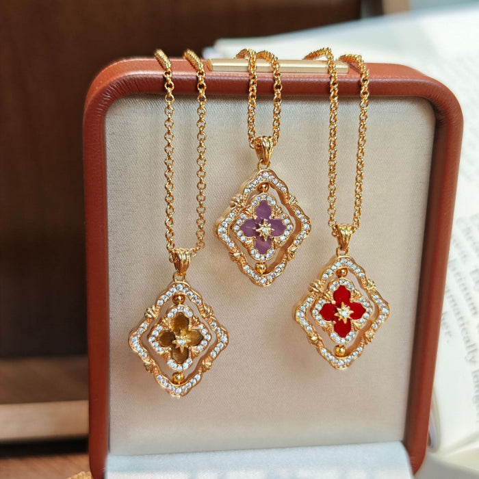 Wholesale Rotating Four-Leaf Clover White Shell choker necklace