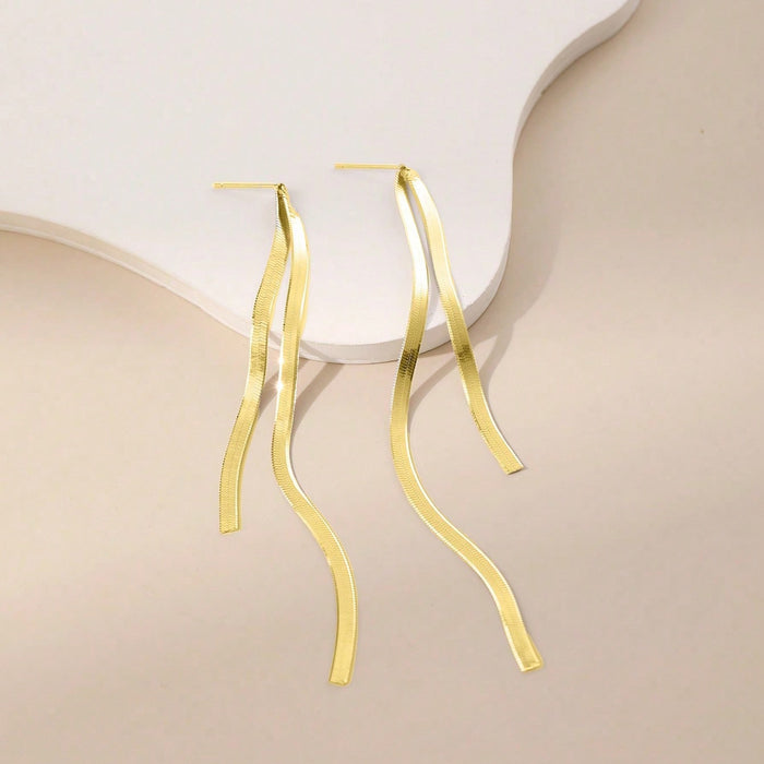 Wholesale Fashionable and personalized snake chain long tassel earrings