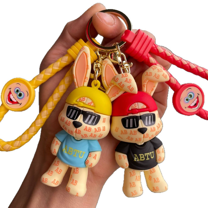 Wholesale Rabbit keychain pendant backpack accessories car hanging chain small gift wholesale