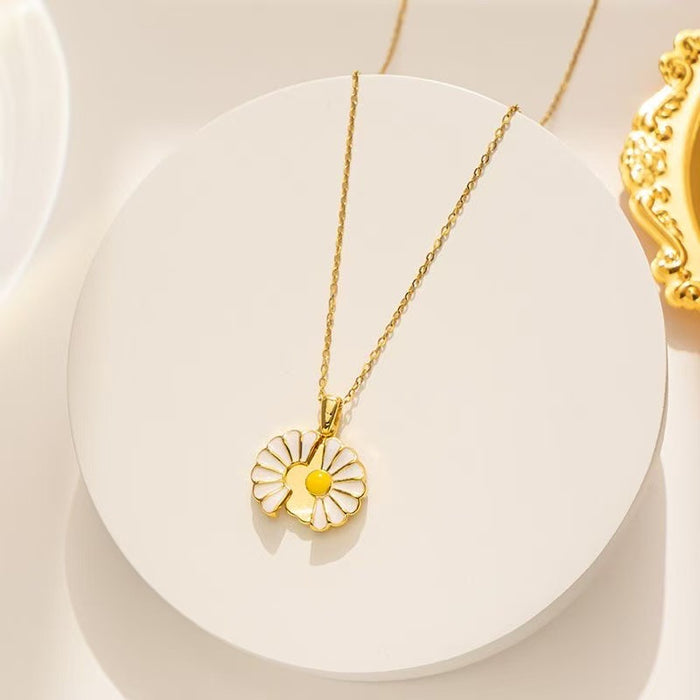 Wholesale copper pendant oil drop small daisy titanium steel necklace advanced jewelry