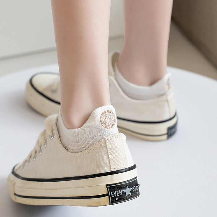 Wholesale Embroidered socks with heart-shaped heel, shallow socks, cotton socks, cute low cut, smiling face, bow socks