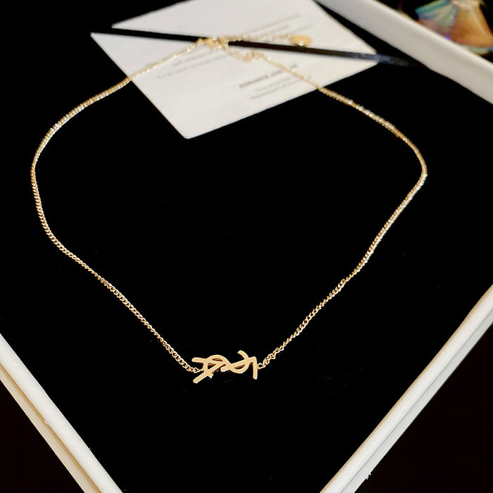 Wholesale Metallic Letter Chain Elegant Niche All-match Necklace for Women