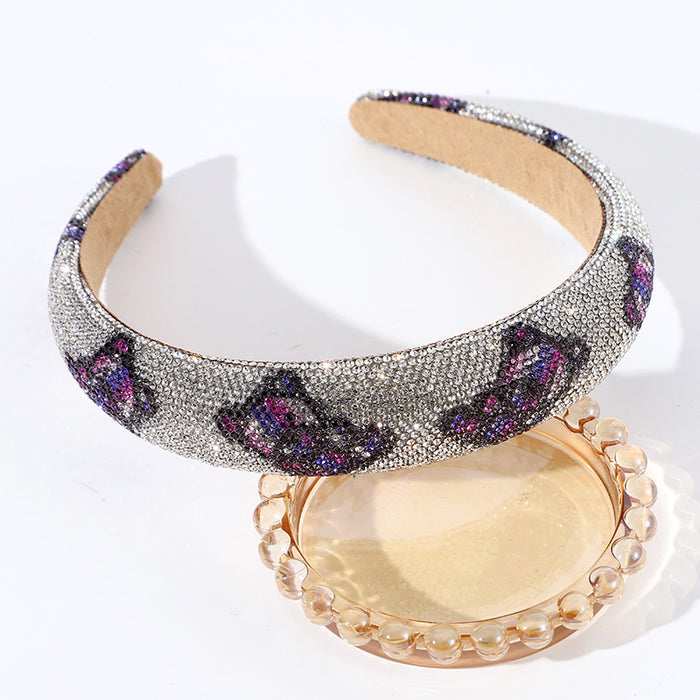 Wholesale Bear all-inclusive rhinestone high-end headband for going out,  all-purpose,  high-top head with baby' s breath and diamonds,  famous warm hair accessories