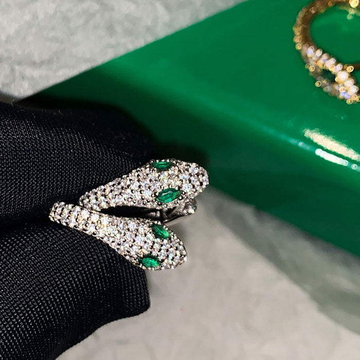 Wholesale Vintage ear buckle design, compact and mini silver needle zircon snake earrings