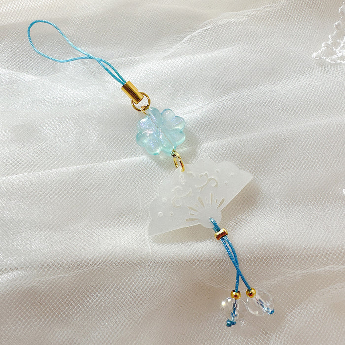 Wholesale Clover white shell fan mobile phone chain pendant bag pendant