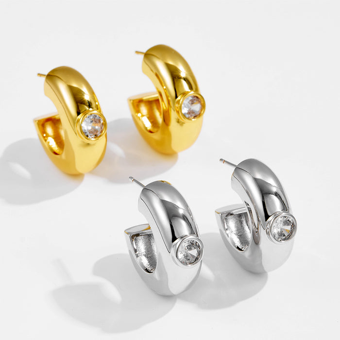 Wholesale Exquisite and versatile brass inlaid zirconium earrings with C-shaped earrings and personalized earrings