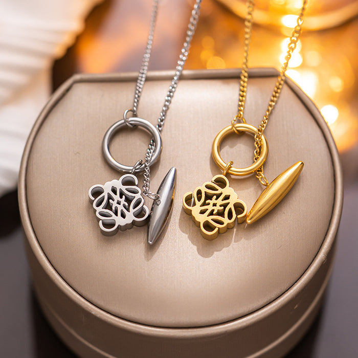 Wholesale Clavicle chain retro hollowed out jewelry, high-end design, light luxury, niche titanium steel necklace