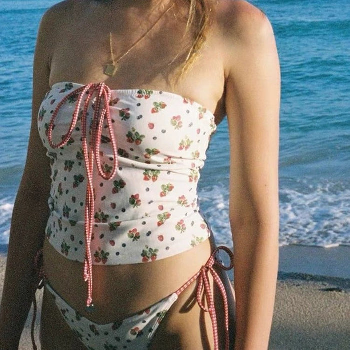 Wholesale Cartoon cute strapless pleated retro simple split swimsuit women's swimsuit