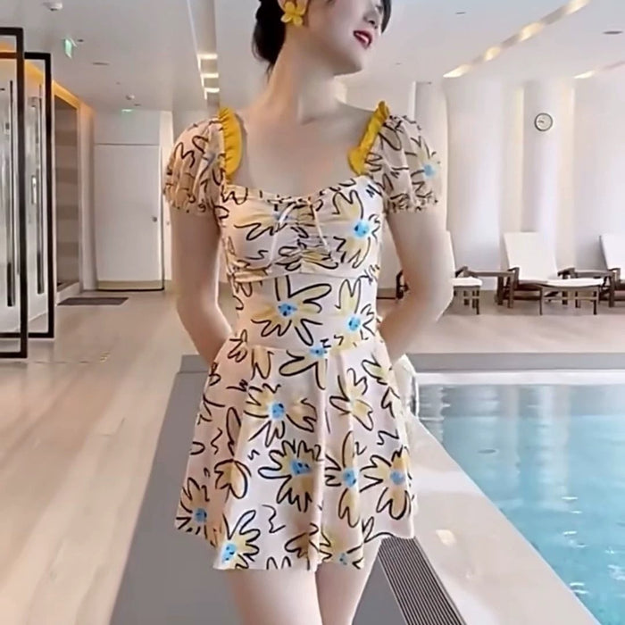 Wholesale Slimming one-piece vacation swimsuit