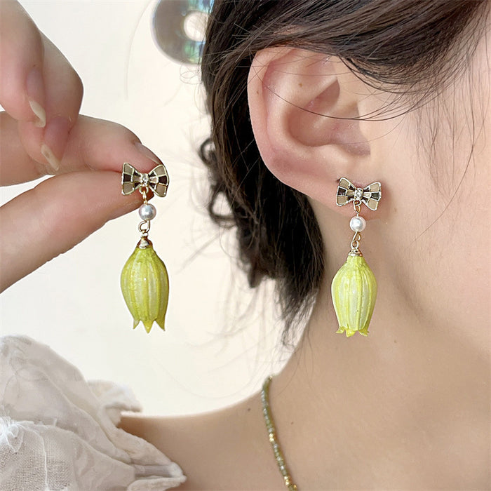 Wholesale Vintage real flower eternal flower earrings, blue wind chime fruit earrings, bell orchid dropper earrings