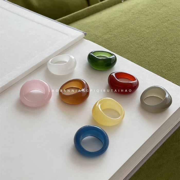 Wholesale Unique retro resin ring with a niche and cool style