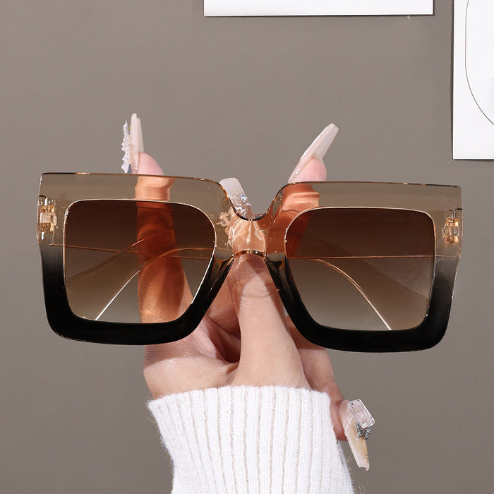 Wholesale Personalized Box Sunglasses Gradient Versatile Street Photography Large Frame Sunglasses