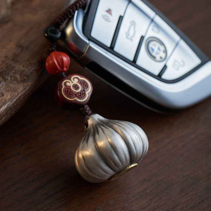 Wholesale Keychain antique craftsmanship, niche design necklace