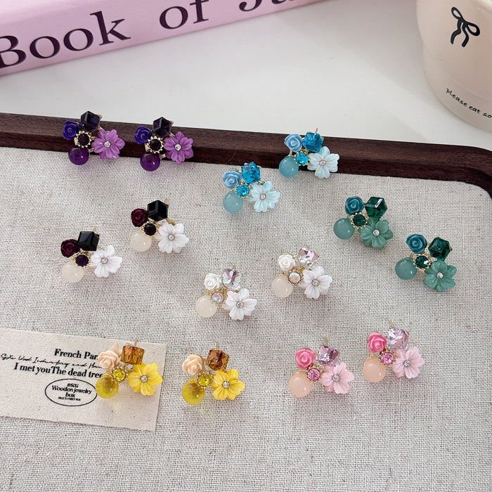 Wholesale Vintage temperament flower earrings, high-end, elegant, niche, irregular earrings, crystal personalized earrings