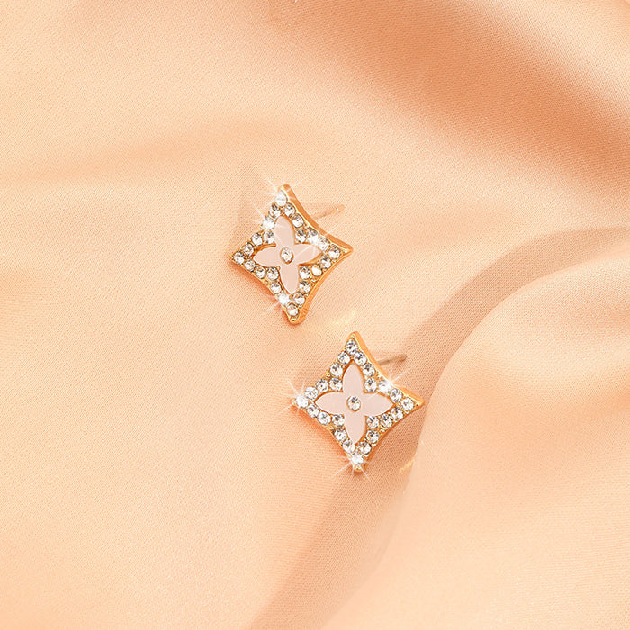 Wholesale Diamond earrings, high-end and exquisite earrings with versatile temperament, silver needles, fashionable and full of diamonds earrings