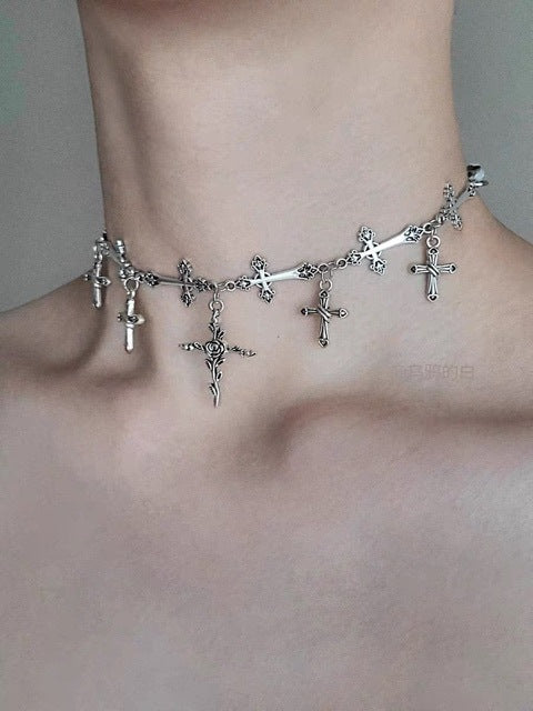 Wholesale Cross R Gothic necklace with a cool and crisp punk original collarbone chain