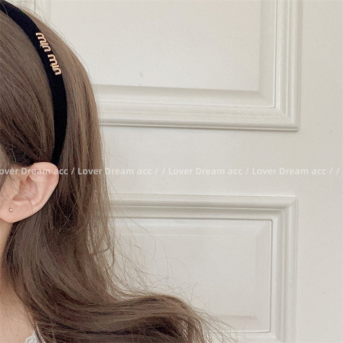 Wholesale Metallic letter hair clip, fashionable bangs, headband accessories, hair accessories