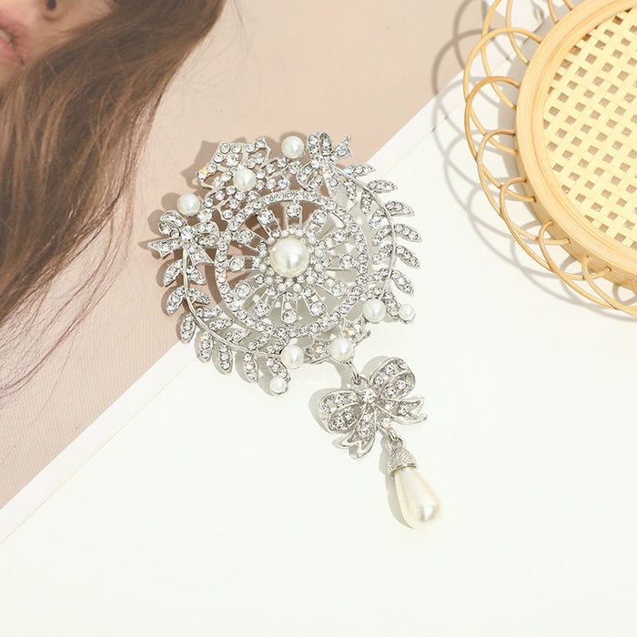 Wholesale Water Drop Brooch with Diamonds Alloy Clothing Brooch
