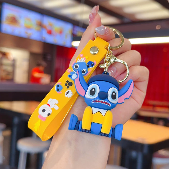 Wholesale Cartoon anime alien keychain chain doll bag pendant buckle cross-border keychain