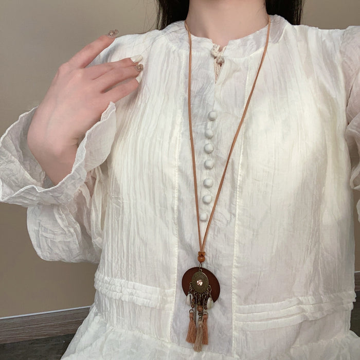 Wholesale Vintage tassel necklace, personalized sweater chain, versatile long collarbone chain