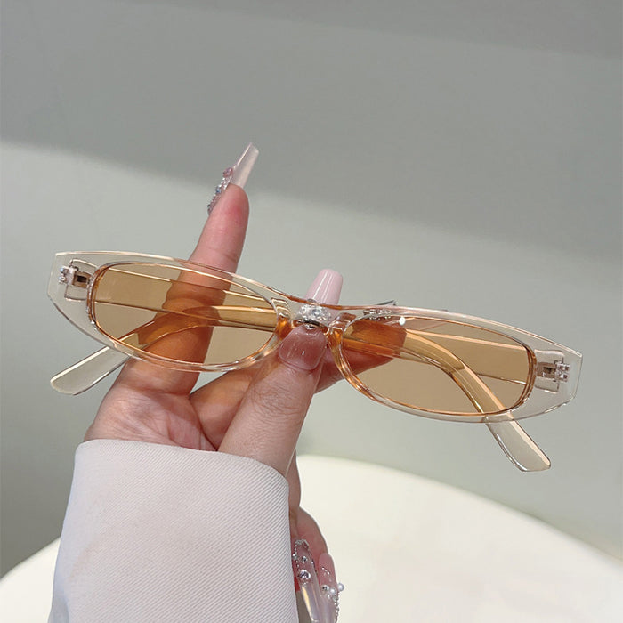 Wholesale New oval frame fashionable and trendy sunglasses, retro sun protection street photography sunglasses