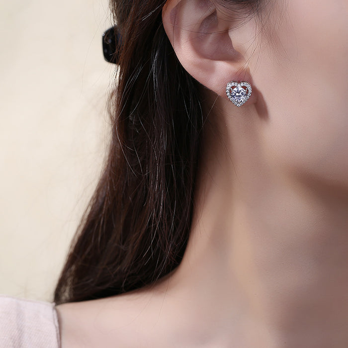Wholesale Love earrings, light luxury temperament, heart-shaped earrings