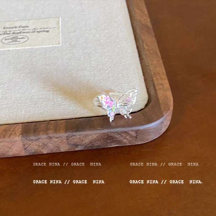 Wholesale Hollow out butterfly pearl necklace, high-end accessory, collarbone chain