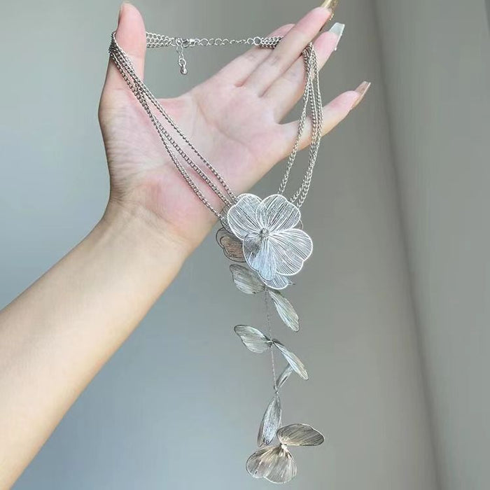 Wholesale Light luxury temperament, multi-layered hollow flower tassel necklace, retro niche personality, exaggerated collarbone chain