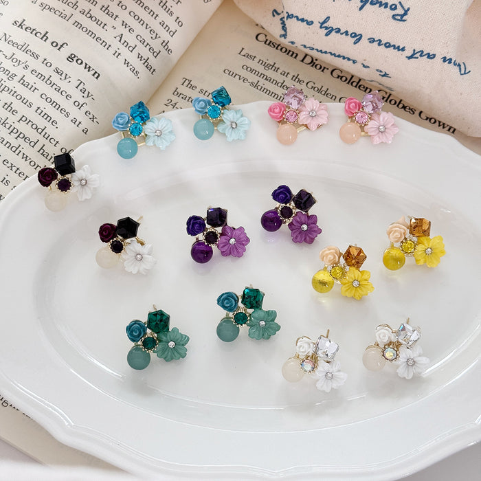 Wholesale Vintage temperament flower earrings, high-end, elegant, niche, irregular earrings, crystal personalized earrings