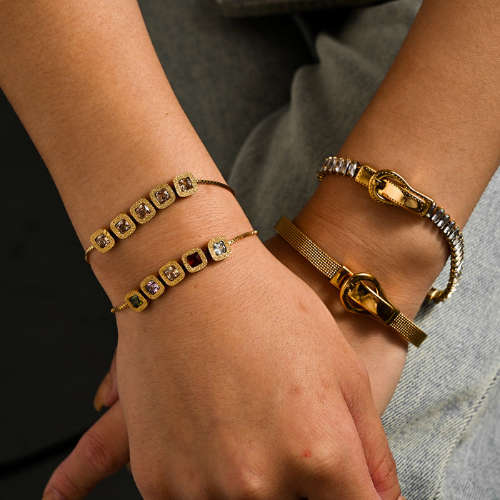 Wholesale High end stainless steel square zirconia adjustable bracelet, simple and luxurious bracelet wholesale