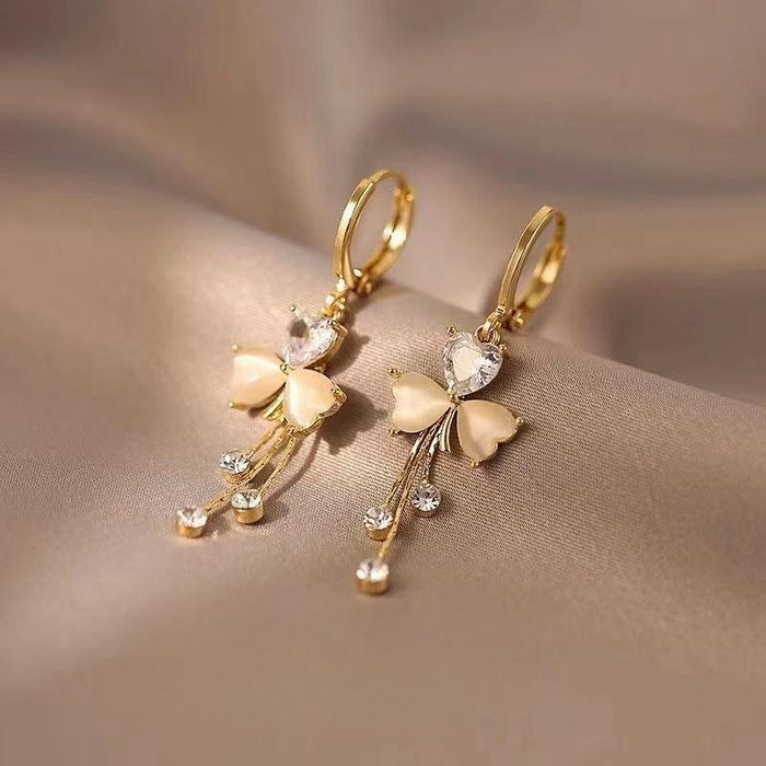 Wholesale Light luxury earrings, new niche design, high-end tassel earrings, elegant earrings