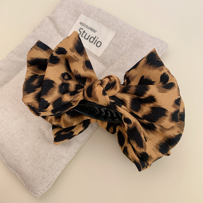 Wholesale Leopard print bow ball head clip female retro high ponytail fixed hairpin back of the head hair shark clip